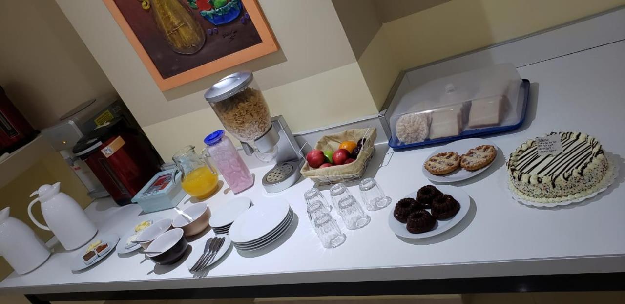 Hotel Калета Оливия Екстериор снимка