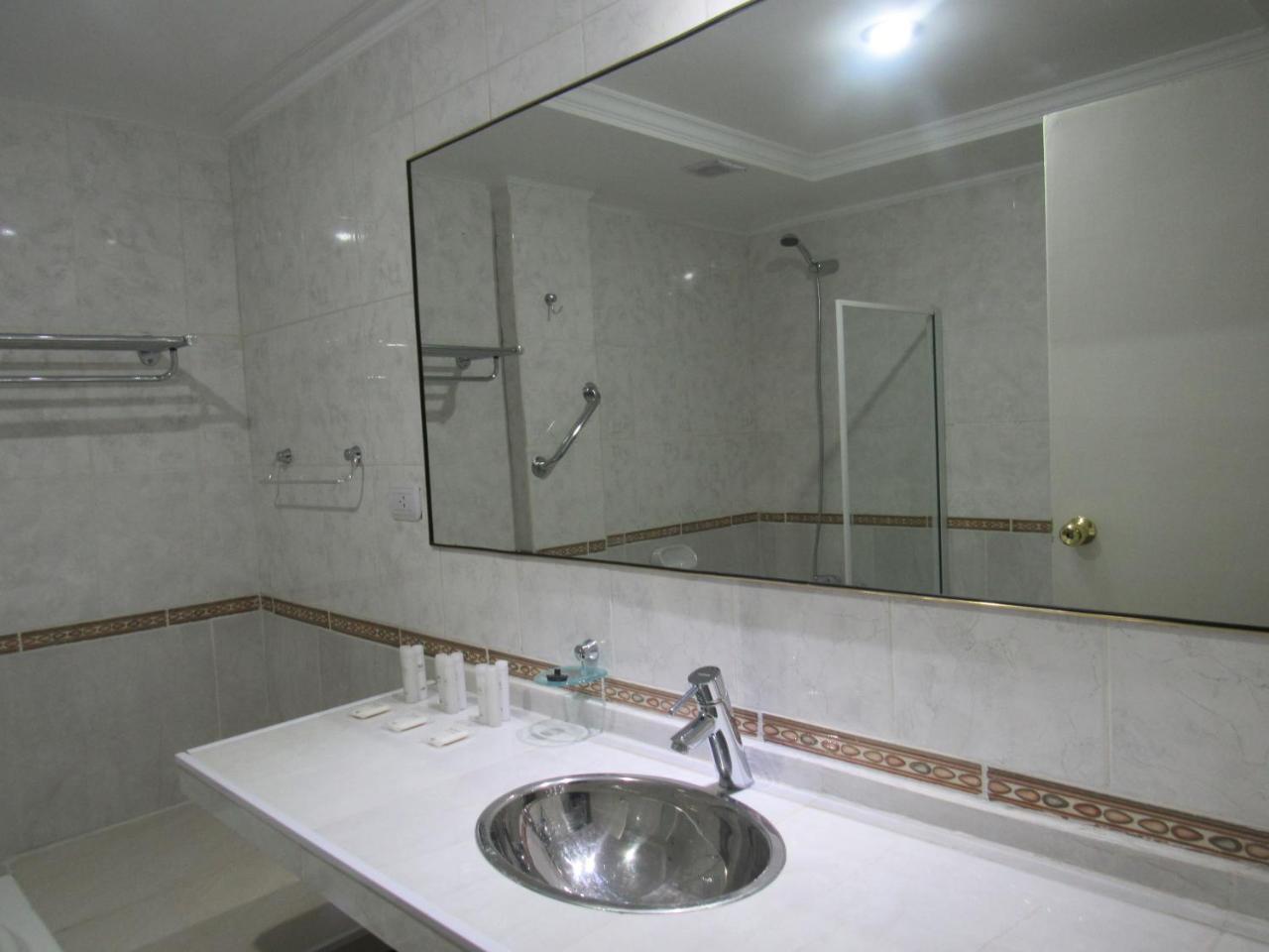 Hotel Калета Оливия Екстериор снимка